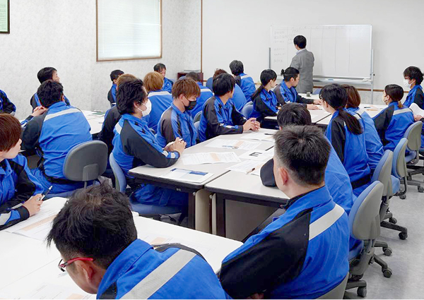 社員研修のようす